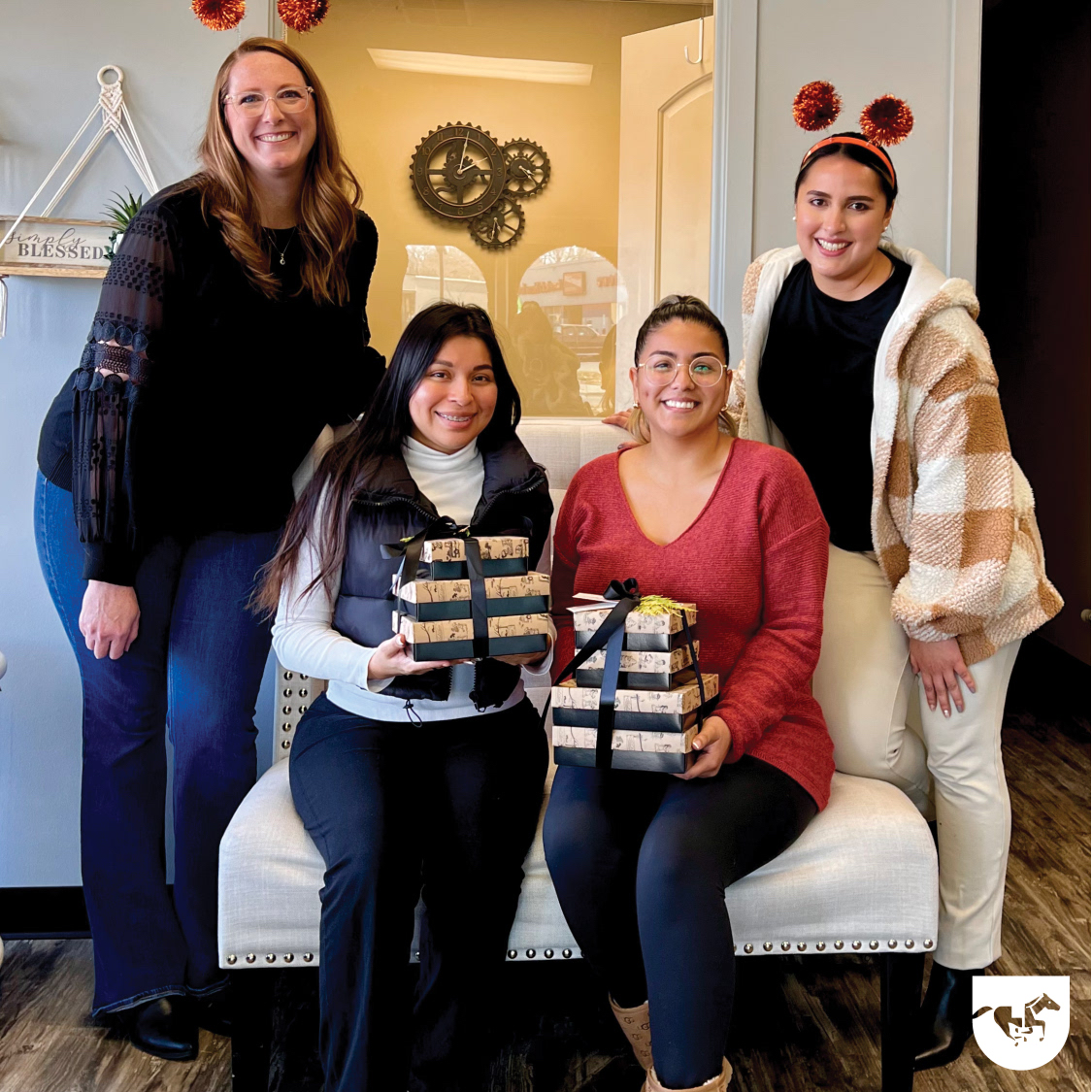 AksarbenInsure's tweet photo. Grateful for the delightful visit from Phoenix Restoration at our office! Thanks for spreading good vibes and goodies that brightened our day. Your generosity is truly appreciated! 🔥

#AksarbenInsurance #PhoenixRestoration #OfficeJoy #Gratitude https://t.co/8vCJJqoA7a