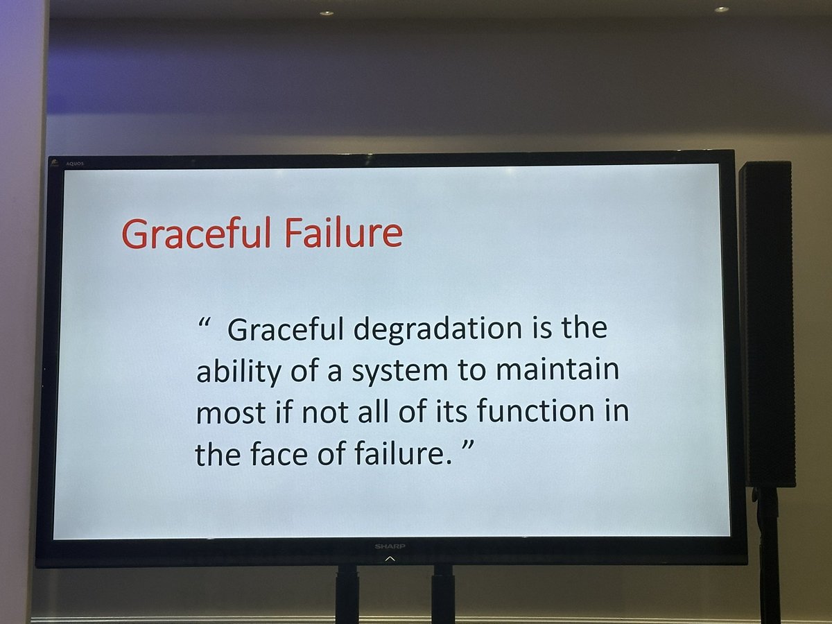 RavijyotSaggu's tweet image. Closing session #UKCPAConf from @Kevin_Fong @uclh pandemic reflections4 creating better teams, themes:
-organisational learning
-Crew resource management
-Fail gracefully
-Performance v reliability
-Data v info
-How to survive