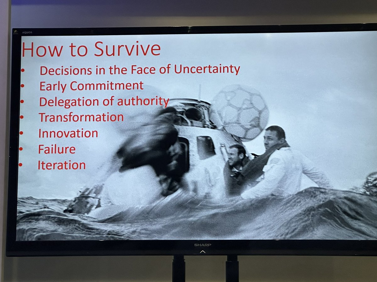 Closing session #UKCPAConf from @Kevin_Fong @uclh pandemic reflections4 creating better teams, themes: -organisational learning -Crew resource management -Fail gracefully -Performance v reliability -Data v info -How to survive