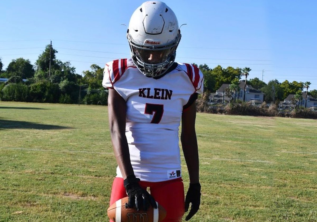 These 2028 ATH's play chess, not checkers! ▪️Texas ▪️South Carolina ▪️New York ▪️Florida ▪️Georgia Use Harris30 for a discount off subscription Read: prepredzone.com/2023/11/five-2… @ArlenHarris33 with another BANGER for @PrepRedzoneNext‼️
