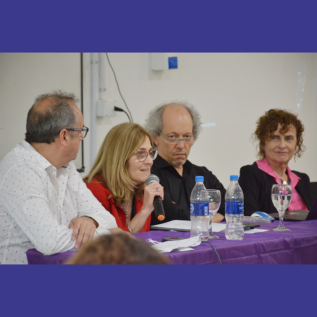 PsicoUNLP's tweet photo. ✍️“Psicoanálisis y Universidad” con la coordinación del Lic. Eduardo Suárez cuenta con las disertaciones de la Mg. Andrea Berger, el Dr. Fabian Schejtman, la Dra. Mariana Gómez y la Dra. Inés Sotelo en el Aula 212 de  #PsicoUNLP y es uno de los últimos paneles del  #CIPSI https://t.co/1G3edgD2Rg