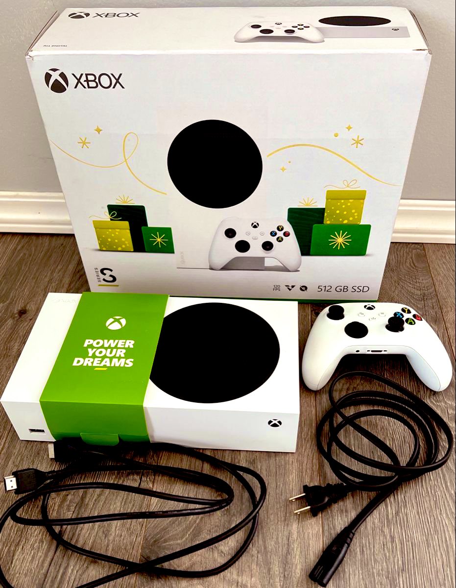 EG_wicho's tweet photo. Le vamos a regalar un Xbox Series S a una persona que deje su like en este xweet durante el fin de semana aprovechando que está en un gran descuento por el buen fin en Amazon.

Si ven esto a tiempo, corran y suerte.

Rolaré algunas cosillas en oferta a los que van a los directos. https://t.co/mltfVXLC4S