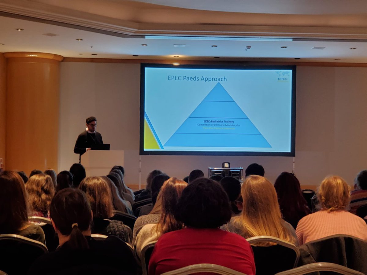 jonodownie's tweet image. My lovely UK Children’s palliative care colleagues getting a taster of what EPEC Pediatric training has to offer. @TheAPPMuk #EPEC  @NoNeedlessPain @StacyRemke @DrMoPPC