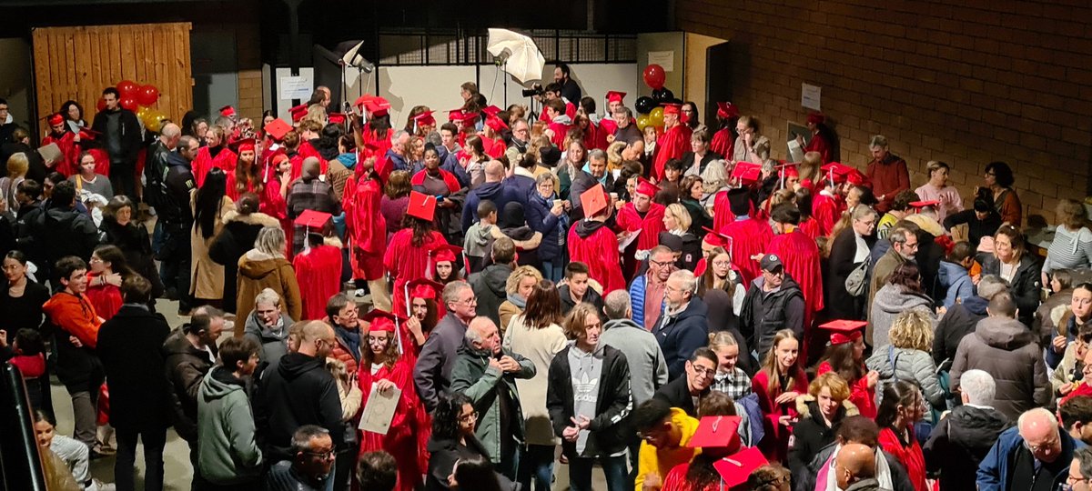 Collège Sévigné tweet media