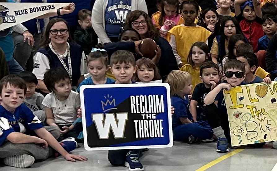 Michelle S. Sacco (@michellessacco) on Twitter photo Kent Road School staff and students are sending our best wishes to <a href="/Wpg_BlueBombers/">Winnipeg Blue Bombers</a> #ReclaimTheThrone #FortheW Kent Road School staff and students are sending our best wishes to <a href="/Wpg_BlueBombers/">Winnipeg Blue Bombers</a> #ReclaimTheThrone #FortheW