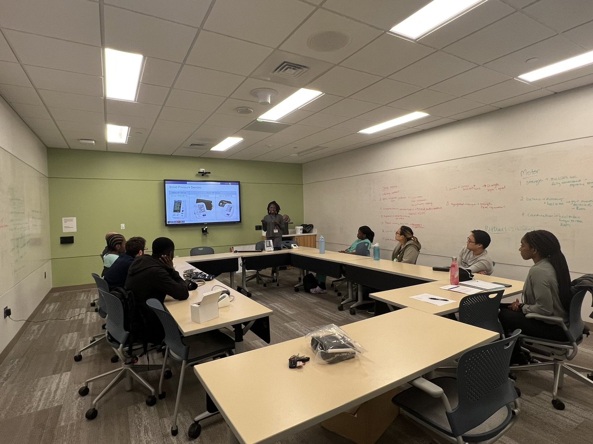 Dr. @bunmiogungbe09 providing training on accurate #bloodpressure measurement for the @JohnsHopkins BP measurement training program which is funded by the @AmerMedicalAssn. @JHUNursing @HopkinsMedicine