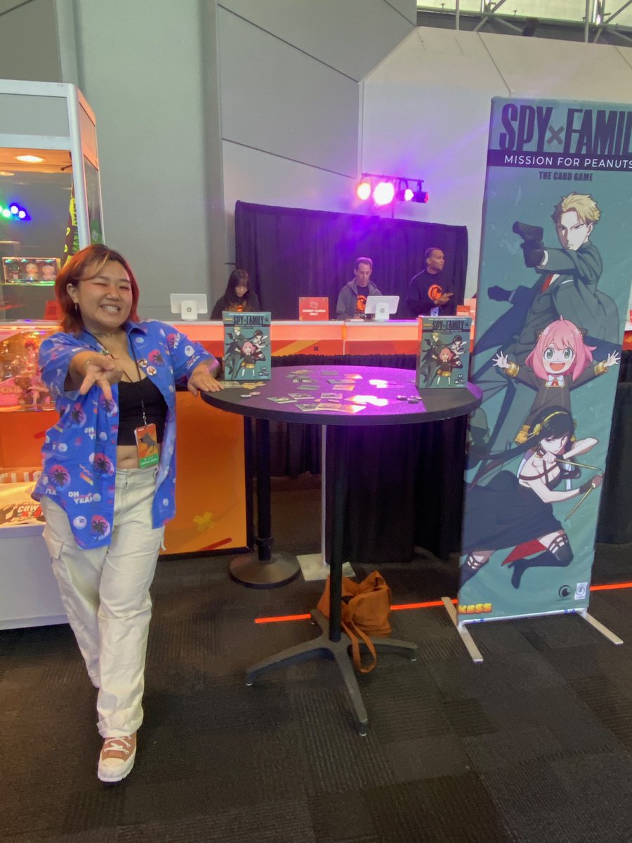Kess_Ent's tweet photo. If you are at #AnimeNYC2023 make sure to stop by the @Crunchyroll Booth and say hi to Lauren and Shim! And check out a demo of #SpyxFamily #MissionForPeanuts! https://t.co/1rKekwGCYX