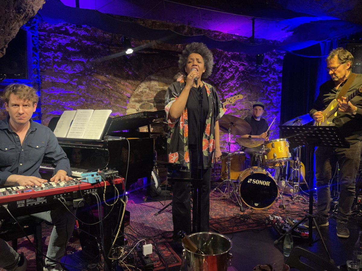 Jazzkeller Frankfurt tweet media