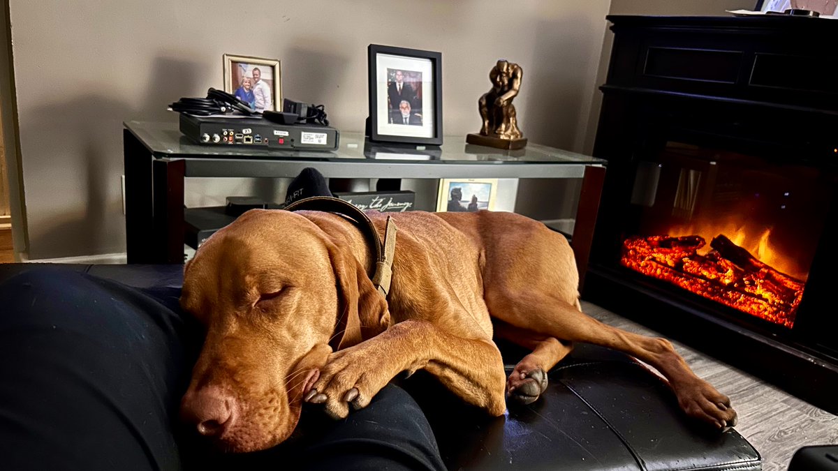 Ernie is over this week, and I have to agree a 💯 with him

This transfer portal is ruining college athletics. Commitment means nothing, development means nothing, &amp; loyalty is non-existent

What have you done for me lately is all that matters

Sad