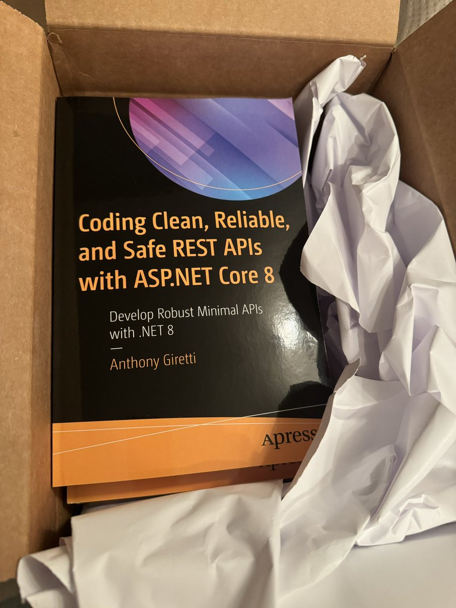 anthonygiretti's tweet image. Hey what is this? 😉😉😉
#aspnetcore #dotnet #mvpbuzz #apress
