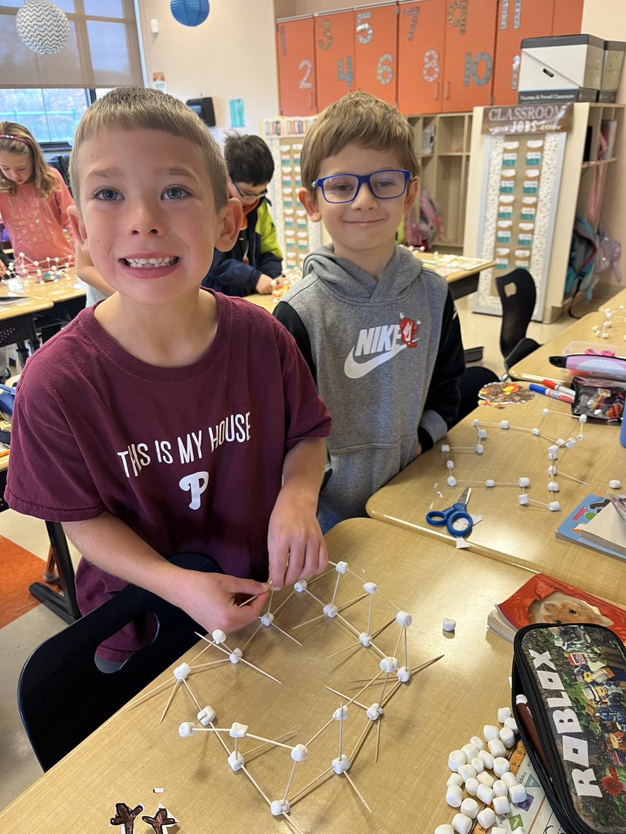 Miss Hanney tweet media