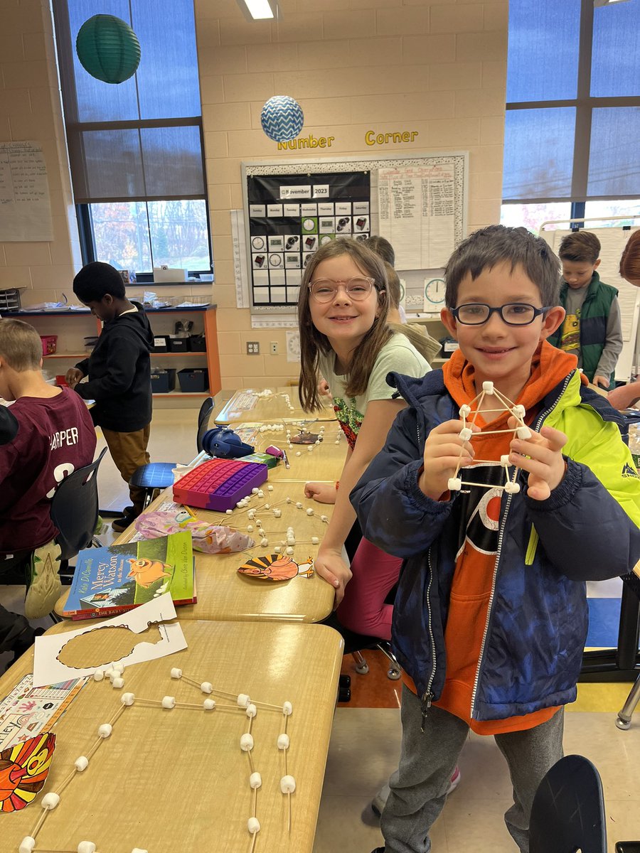 Miss Hanney tweet media