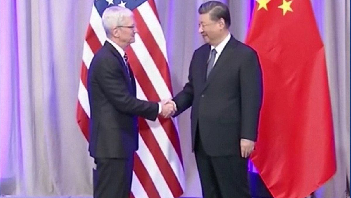 'We Cannot Be Associated With Elon Musk,' Says Tim Cook While Shaking Hands With Brutal Chinese Dictator buff.ly/49H4408