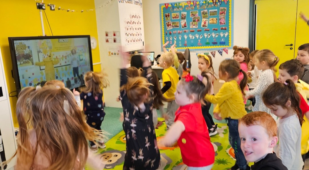 AbbeyPrim's tweet photo. We had a lovely Children in Need day today. We looked fantastic, enjoyed a Joe Wicks workout, decorated cakes and met Pudsey himself! All this while raising money for charity. @BBCCiN @thebodycoach #ReceptionSP #Article31 https://t.co/K4R2dQ9k8X