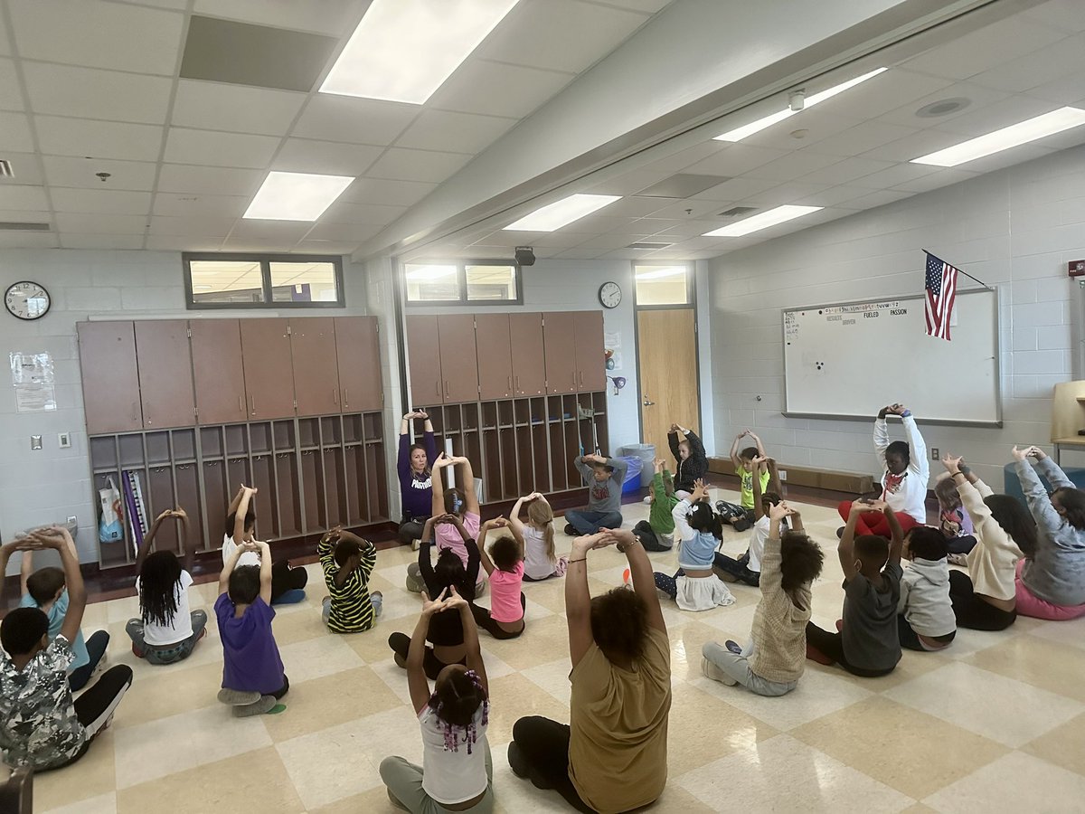 Erika Smith tweet media