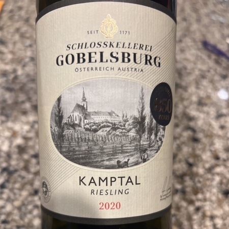 delectable's tweet image. Jeremy B. notes: "Melón, some citrus, slight hint of butter, on the nose. Smooth with very moderate tannins, medium finish."

#vinous #delectable #austria