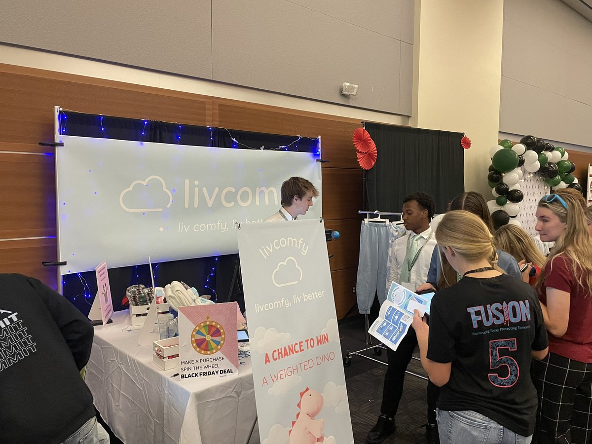 Waubonsie Business tweet media