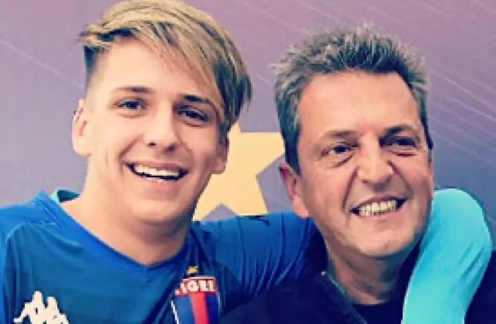dlaje1's tweet photo. Los hijos de Netanyahu y Herzog, junto a 15 hijos de ministros  🇮🇱  están peleando ahora mismo en el ejército israelí. Muchos, en lo profundo de Gaza, según informan varios medios.
🤔
🇦🇷 ¿Te imaginás a estos defendiendo a su país?
🙄 https://t.co/mXHRjYXOng