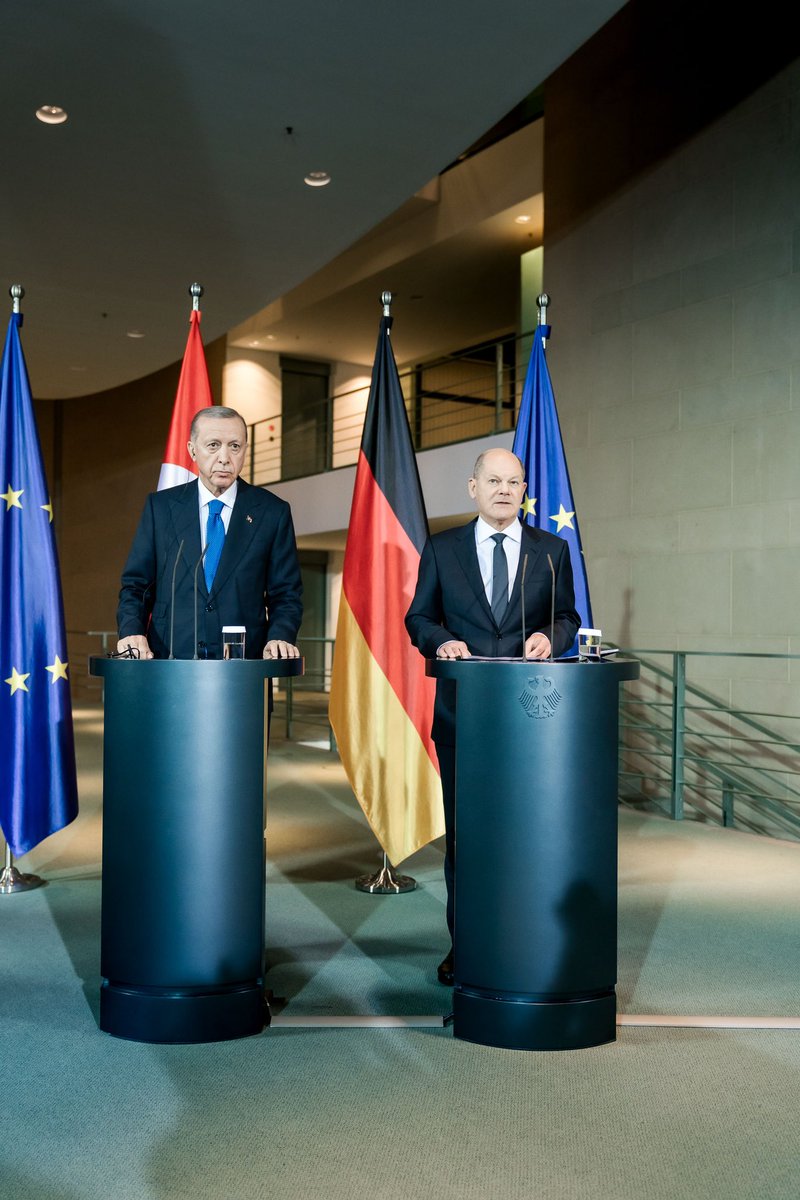 Bundeskanzler a.D. Olaf Scholz tweet media