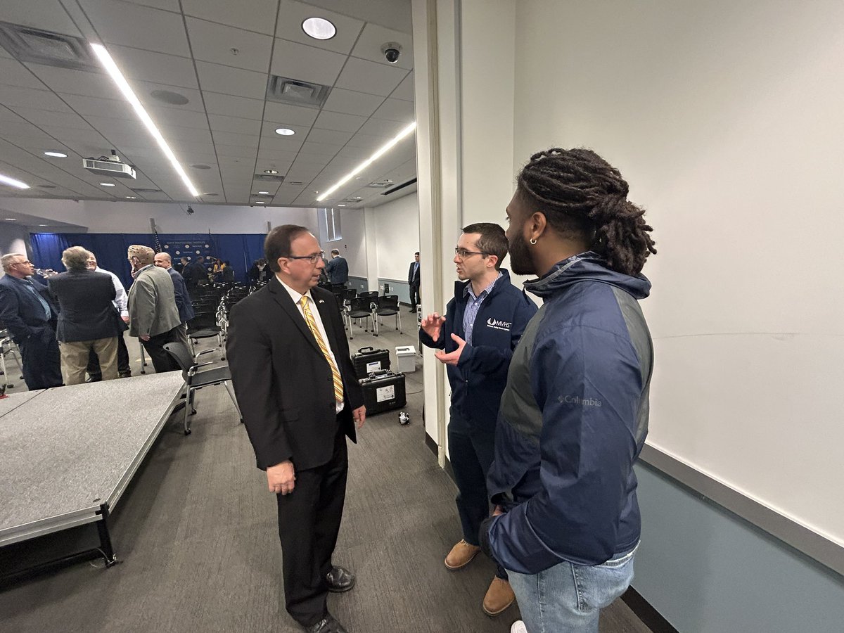 SenGriffo's tweet photo. I’m pleased that @SUNYPolyInst is receiving $44 million in state funding that will result in new construction with the expansion of existing buildings and additional resources and expanded opportunities on campus that will help to grow and enhance the college for years to come. https://t.co/eVvvmPjSYf