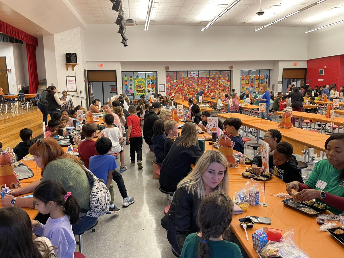 Medlock Bridge ES tweet media