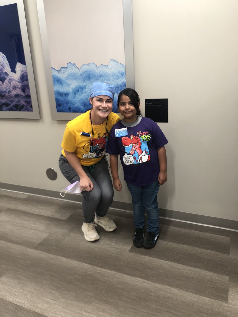 EPrangner's tweet photo. Cooley students received healthy smiles at the Texas Tech School of Medicine. https://t.co/m7GFW73H2b