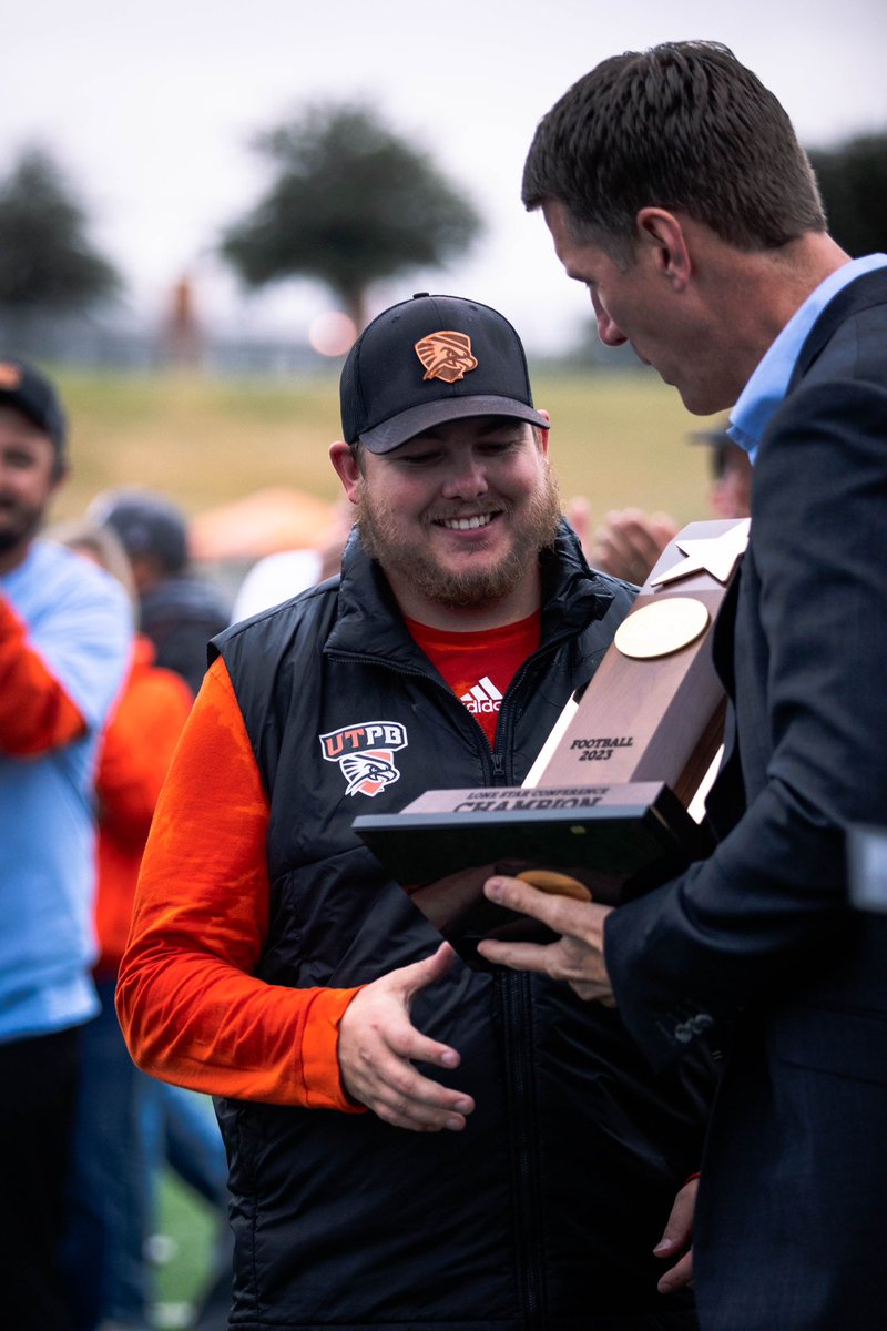 UTPBFootball's tweet photo. God Did !

#FAMILY #1AND0BROTHERHOOD https://t.co/mqiHOC1VTs