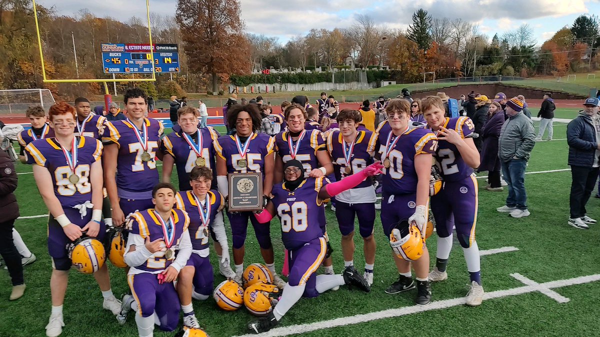 AidenBritton4's tweet photo. District 2 Champs!! Come see us play Neuman Goretti at 1pm. One Bulldog
Lane, Slatington, PA 18080 this Saturday for States playoff!! https://t.co/cZXp75QyKd