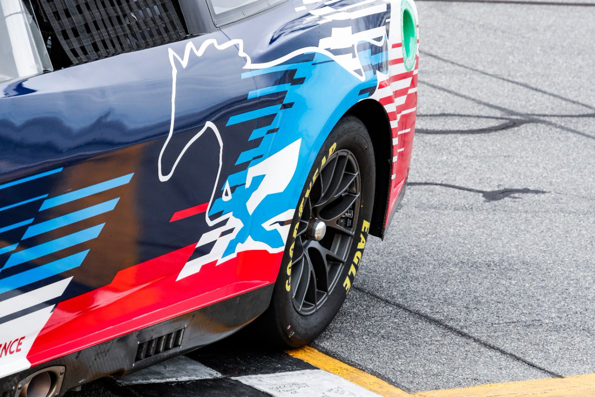 Ford Performance reveals the 2024 Mustang Dark Horse for NASCAR. Catch its thrilling debut at the Clash at the Coliseum on Feb 4, 2024. A new chapter for Mustang's racing legacy is about to begin. 🏁🏆 

#FordMustang #NASCAR2024 #DarkHorse