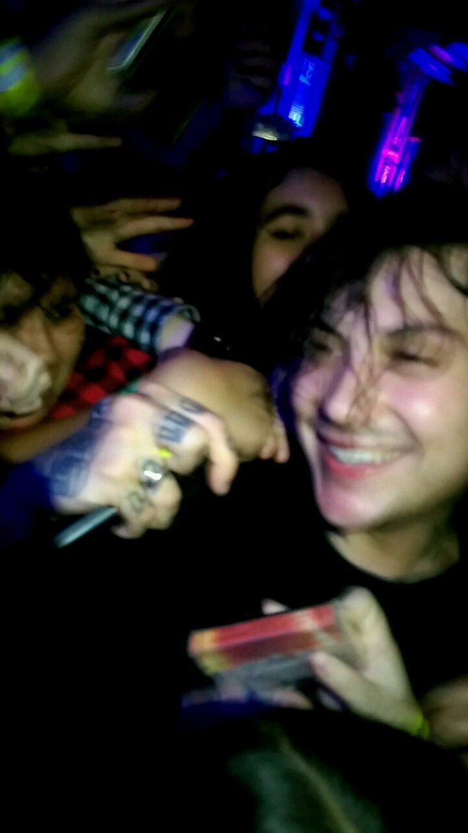 revengedayz's tweet photo. frank iero on this day

november 17th 2015 https://t.co/o9YcOPYMnz