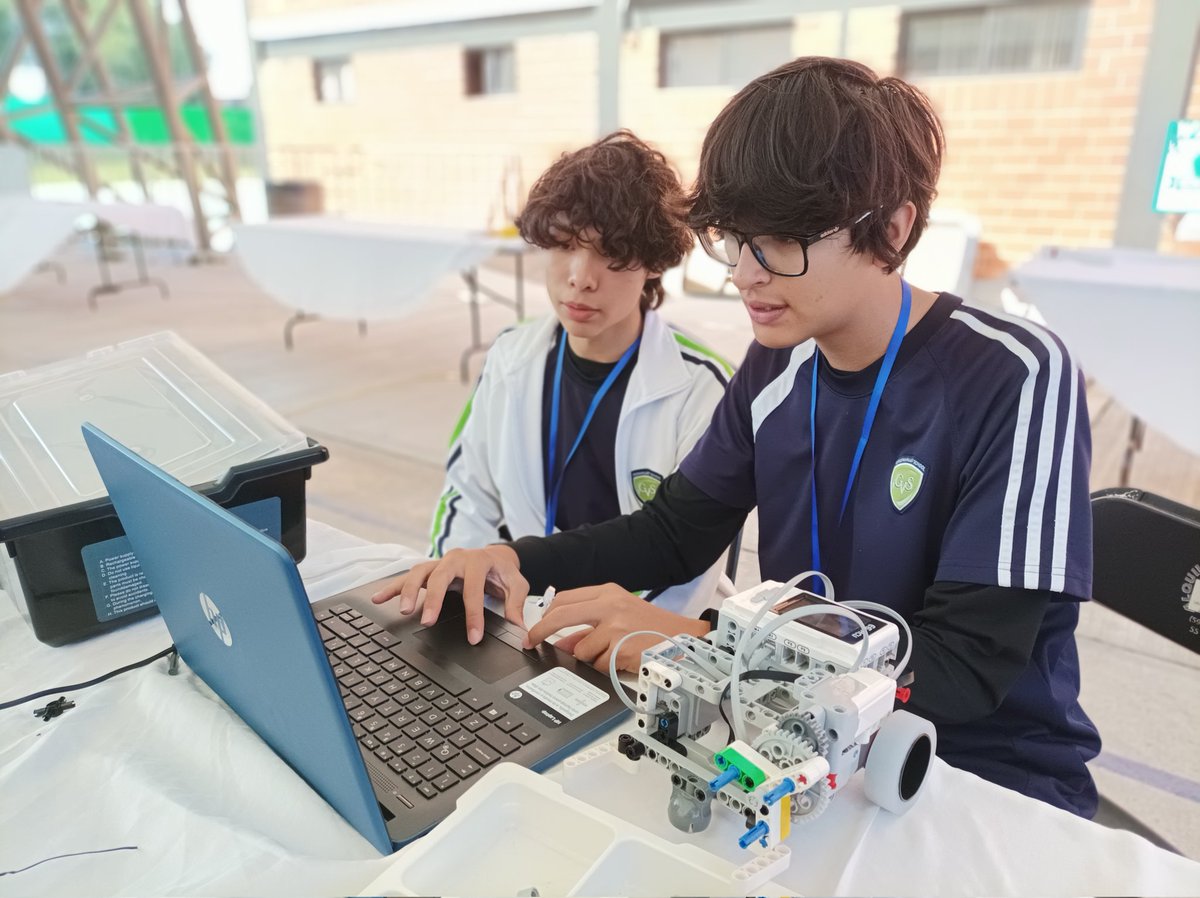 sextogvs's tweet photo. WRC2023 Greenvalley School presente!! https://t.co/swsnmhd9aY