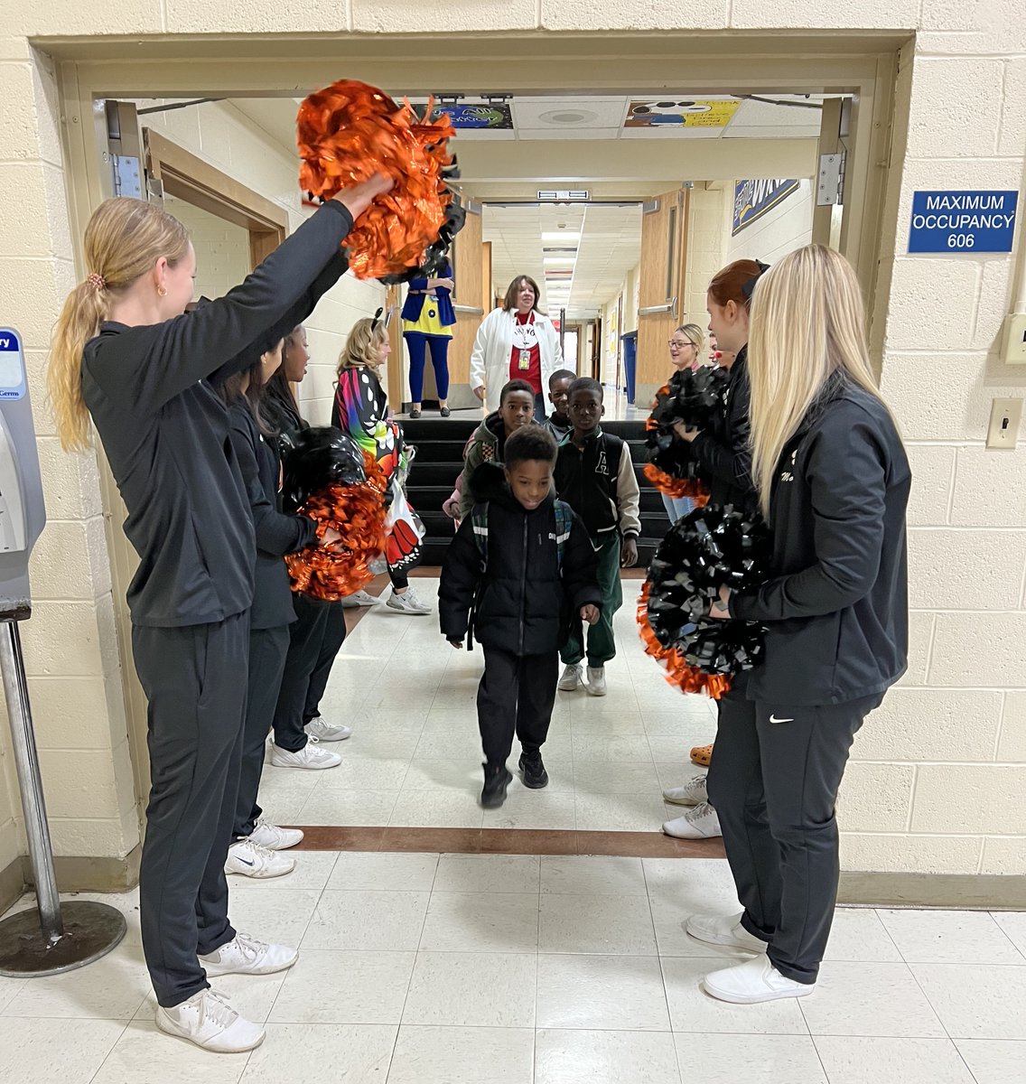BowlesburgEMSD's tweet photo. The Varsity cheerleaders from UT cheered for us as we started our day at Bowlesburg! Thank you for sharing your smiles and spirit!
#EMSD37Pride https://t.co/DiKGsiEQtd