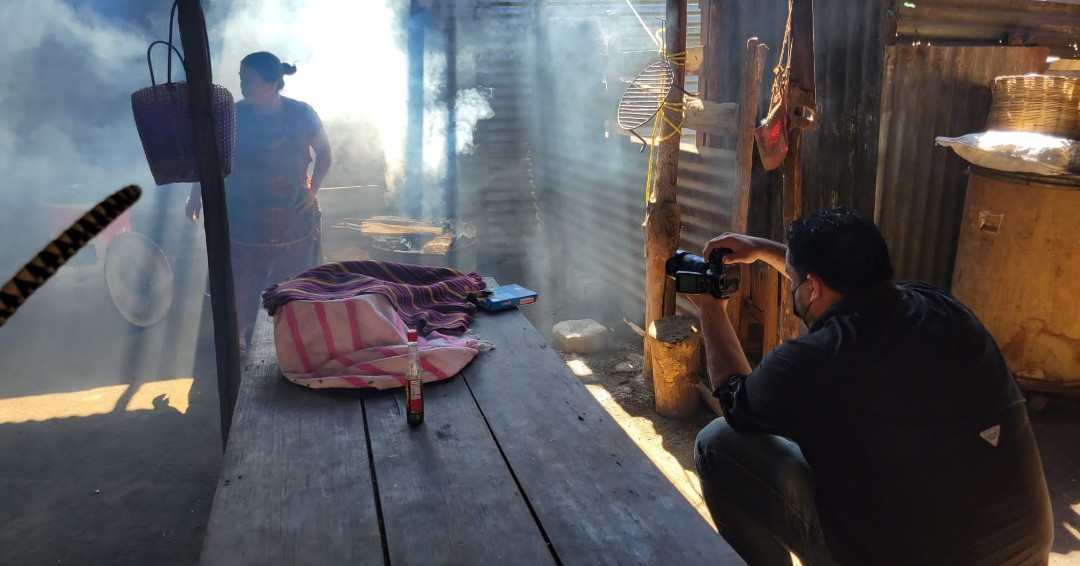 In January 2022, Guatemalan photographer, Roberto Sacasa, worked with Stove Team staff and Founder, Nancy Hughes, to capture the bounty of Guatemalan agriculture for StoveTeam's cookbook, “SMOKE, the Flavor of Guatemala”.

Visit our blog, stoveteam.org/blog, to read more