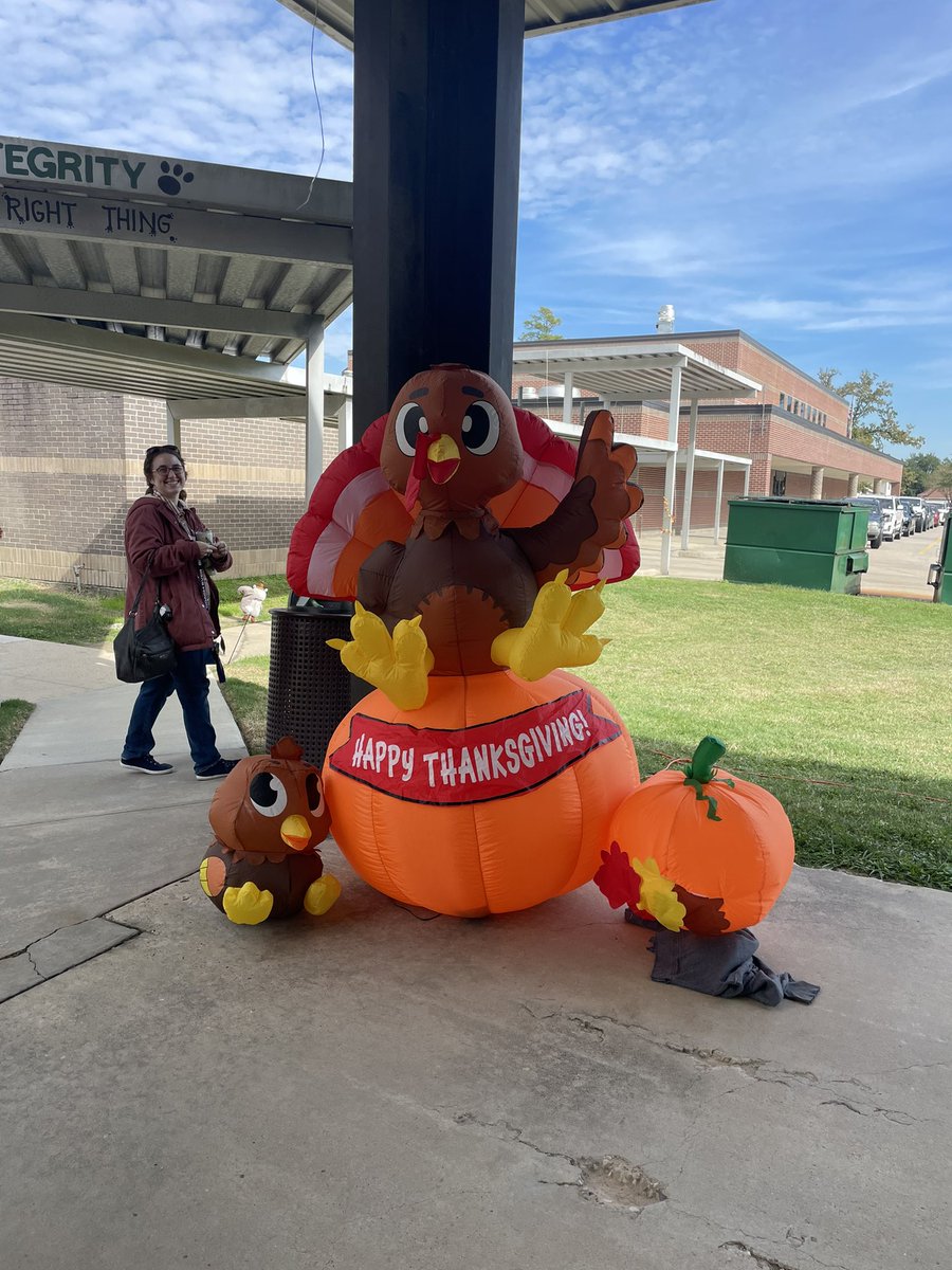 WPE is so grateful for our families & community! Turkey Trot 2023 has been an amazing event thanks to you! #pandaproud💚🐼  #HumbleISDGives #HumbleISDFamily @HumbleISD_WPE