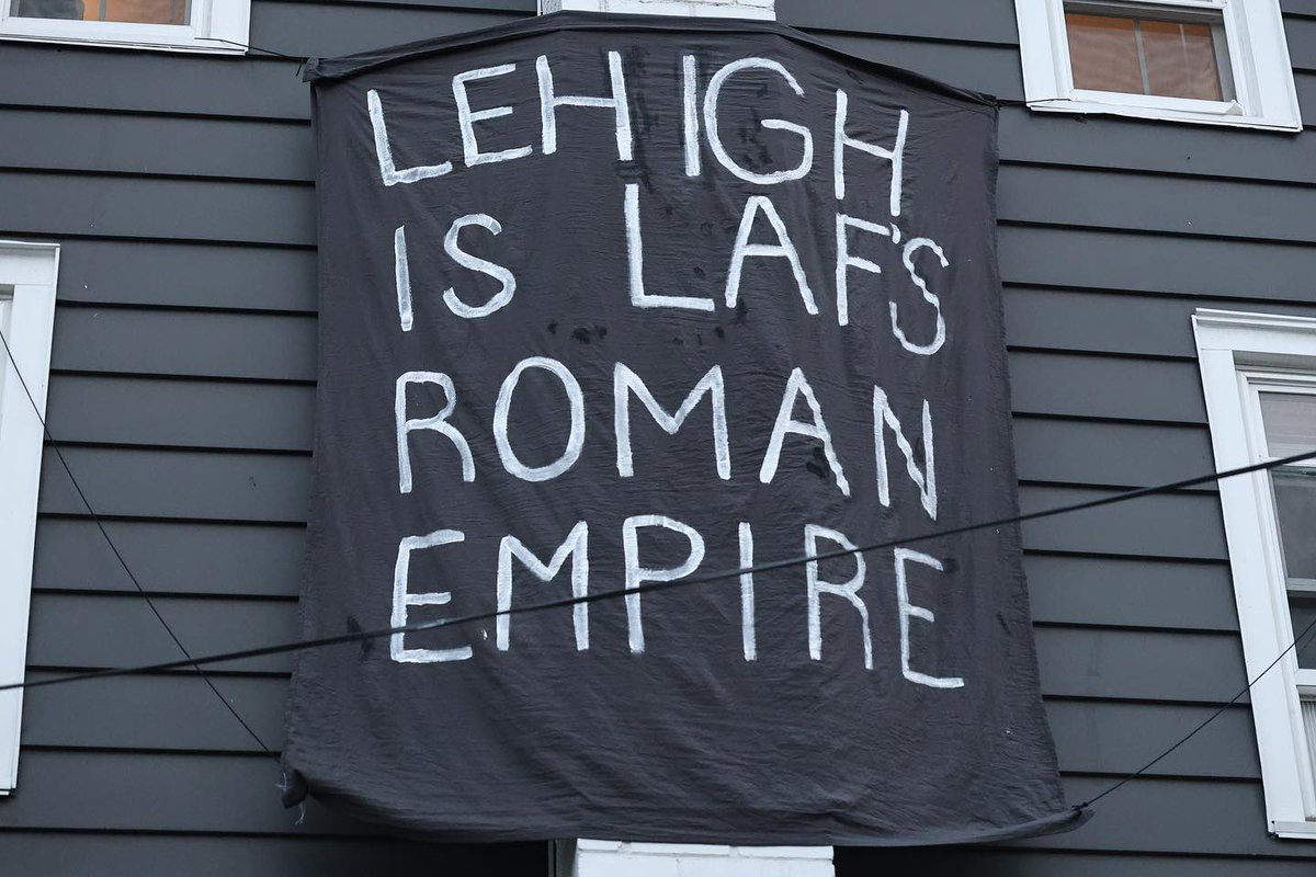 LehighU's tweet photo. Laf pays for Twitter. 

#Rivalry159 | #LeLaf | #BeatLafayette https://t.co/DSYcOIuSzZ