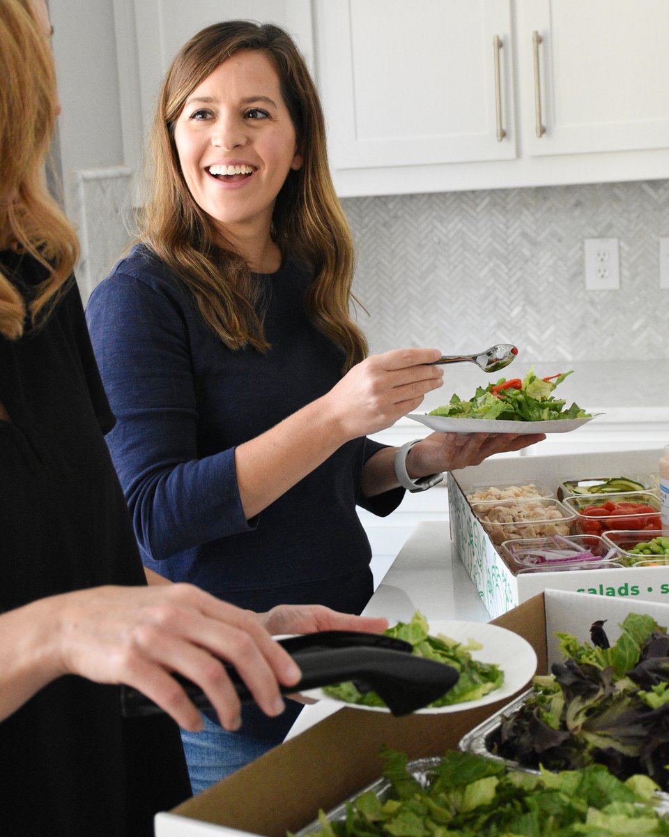 Planning your holiday menu? Make it healthy with Coolgreens! Our Salad Bar is perfect for gatherings! We know it will be a hit with your family and friends! 

#healthyholidays #Thanksgivingmenu #Thanksgiving #saladbar #cater #holidaycatering #saladbar