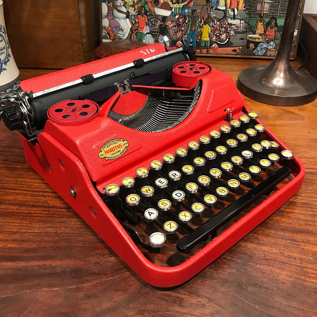 Completely original, this "Firehouse Red" 1950 S.I.M. #typewriter looked this way when it was made. It has not been repainted!
When people walk into our gallery the first reaction is usually: "How wild!", or some version of that sentiment in Dutch, French or Spanish. 
What a gas!