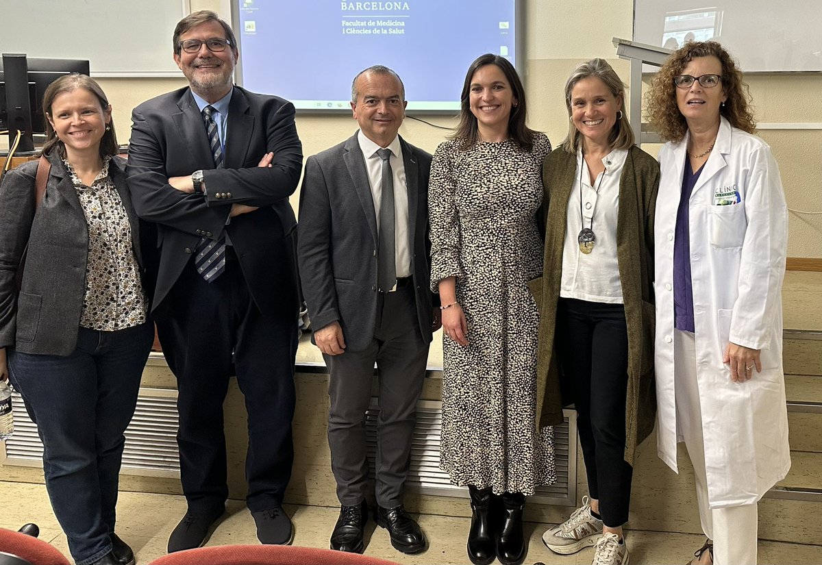 Begoña Glez Suarez (@bglezsuarez) on Twitter photo <a href="/gasclinicbcn/">Servei Gastroenterologia Hospital Clínic Barcelona</a> <a href="/CristinaiauHo/">Cristina Romero</a> <a href="/SabeCarballal/">Sabe Carballal Ramil</a> <a href="/vicen_pons/">Vicente Pons</a> Moltes felicitats <a href="/CristinaiauHo/">Cristina Romero</a>. Brillant presentació. Ha estat un plaer compartir amb tú aquest camí. <a href="/gasclinicbcn/">Servei Gastroenterologia Hospital Clínic Barcelona</a> <a href="/CristinaiauHo/">Cristina Romero</a> <a href="/SabeCarballal/">Sabe Carballal Ramil</a> <a href="/vicen_pons/">Vicente Pons</a> Moltes felicitats <a href="/CristinaiauHo/">Cristina Romero</a>. Brillant presentació. Ha estat un plaer compartir amb tú aquest camí.