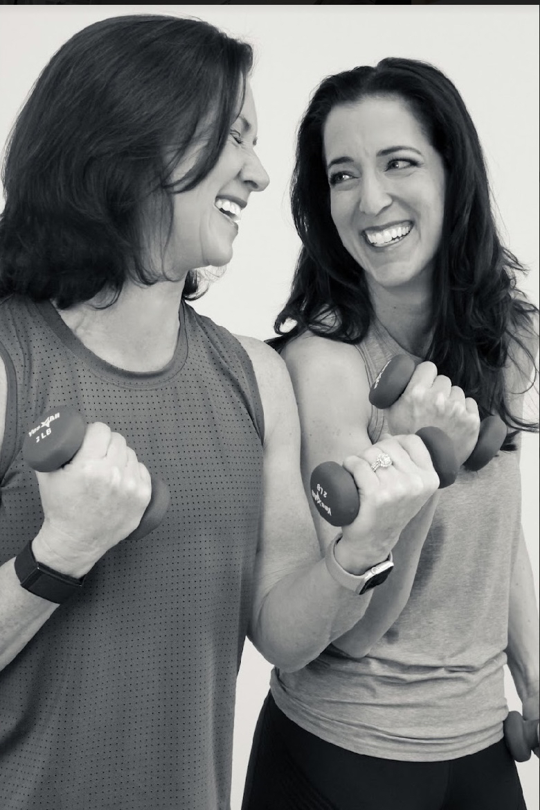 taralynpilates's tweet photo. Fridays are for friends 👯‍♀️ 

And if you’re headed out with some buds this weekend, how about hit a Pilates class first?

It’s the perfect kick off to your weekend, and can be quickly followed up with a cup of coffee - or boozy brunch 🥂 

So join us tomorrow - and bring your b https://t.co/026SD190DW