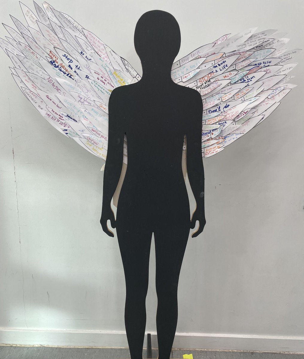 Babington_Safe's tweet photo. So proud of our students today. Inspired by the #knifeangel sculpture, students and staff created messages to raise awareness of #knifecrime as part of #opsceptre Thanks you also to #leicesterpolice for contributing and delivering #knifecrime awareness workshops #lwlat https://t.co/FLS2XF5ymM