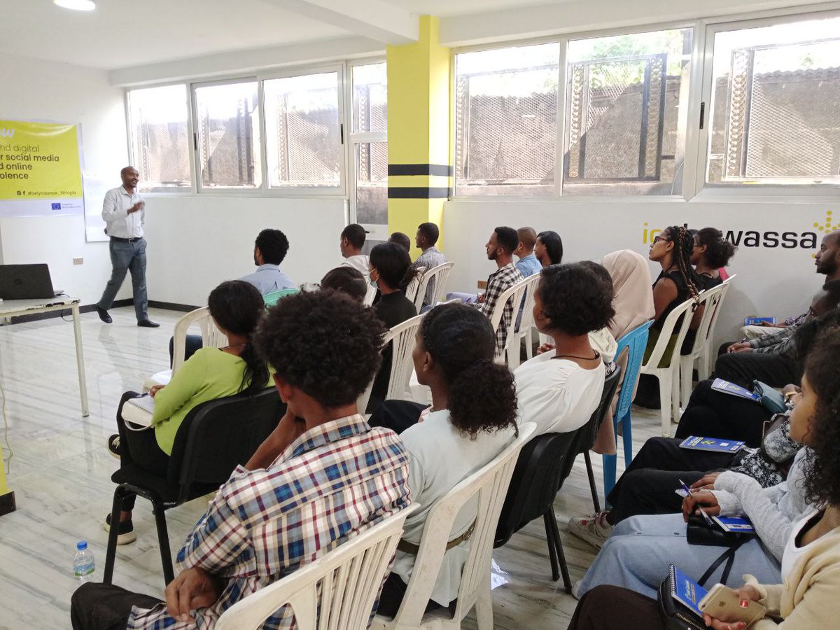 positivepeacet's tweet photo. Empowering Ethiopian youth to counter online hate speech! #defyhatenow_Ethiopia, in collaboration with @pp4eth  and supported by the EU led a one-day training in Hawassa on 'Mobilizing civic and digital action to counter social media hate speech' https://t.co/JIYPqhXuPk
