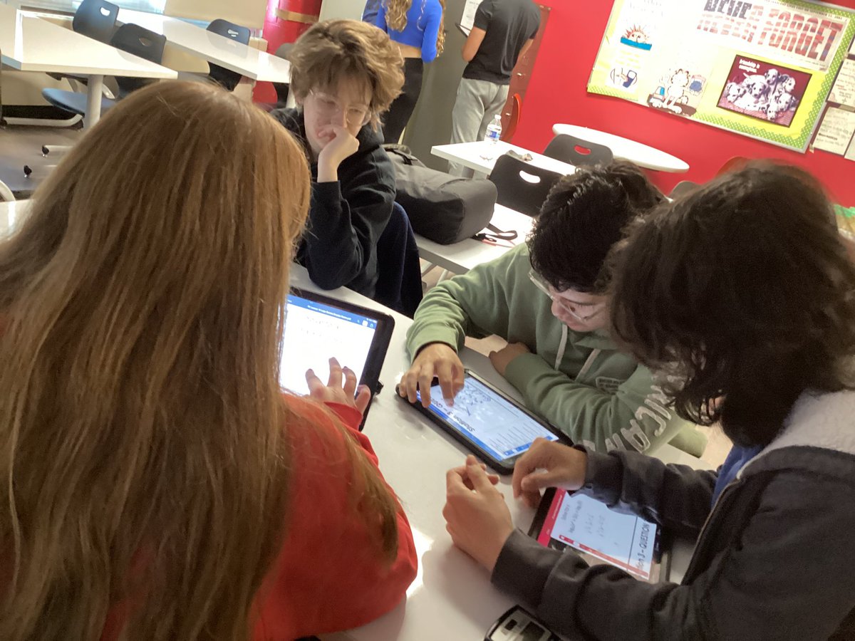 Karen Bendel tweet media