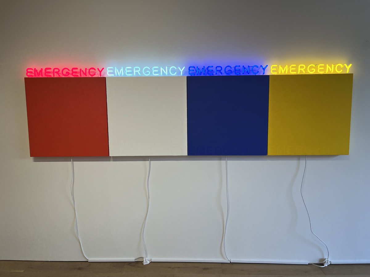 deborahsolo's tweet photo. Love this new sculpture by @DeborahKass, which pokes fun at Minimalist abstraction and the movement’s faith in its own urgency. It’s in the “Retinal Hysteria” show at #VenusOverManhattan. https://t.co/eRRfYRdkX8