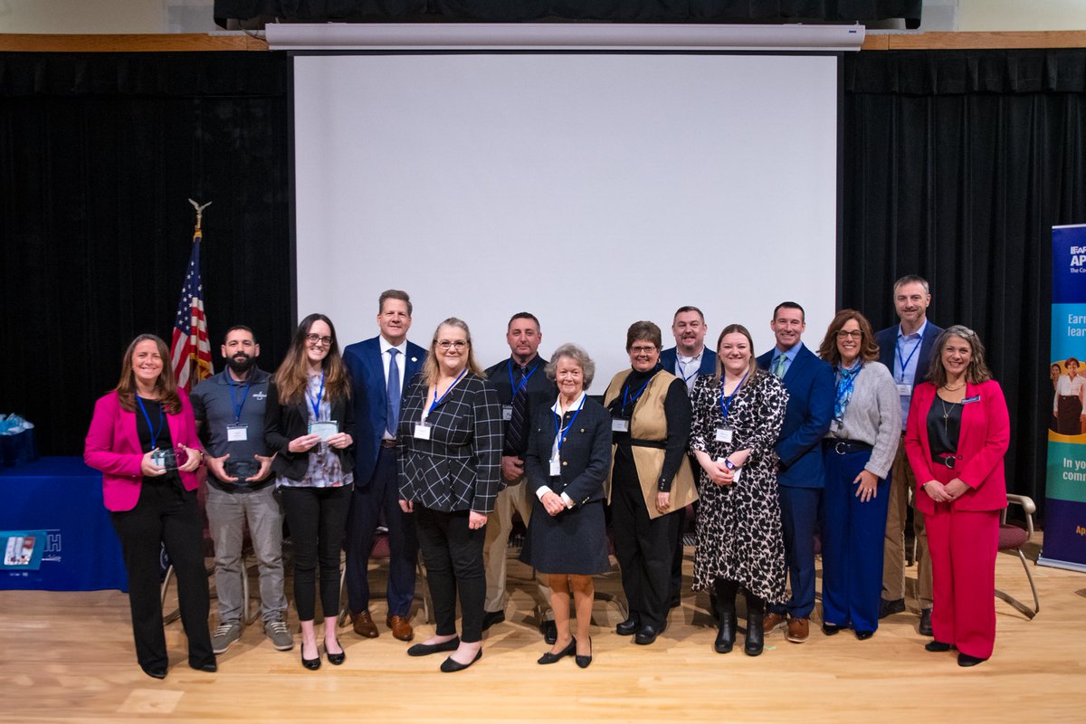 Chris Sununu tweet media