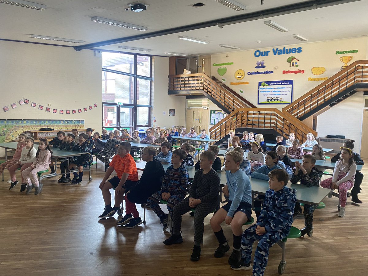 GPSYear5's tweet photo. STEM DAY #gpsSTEM #gpsdt #gpsscience #gpsmaths https://t.co/6z79QDDenx