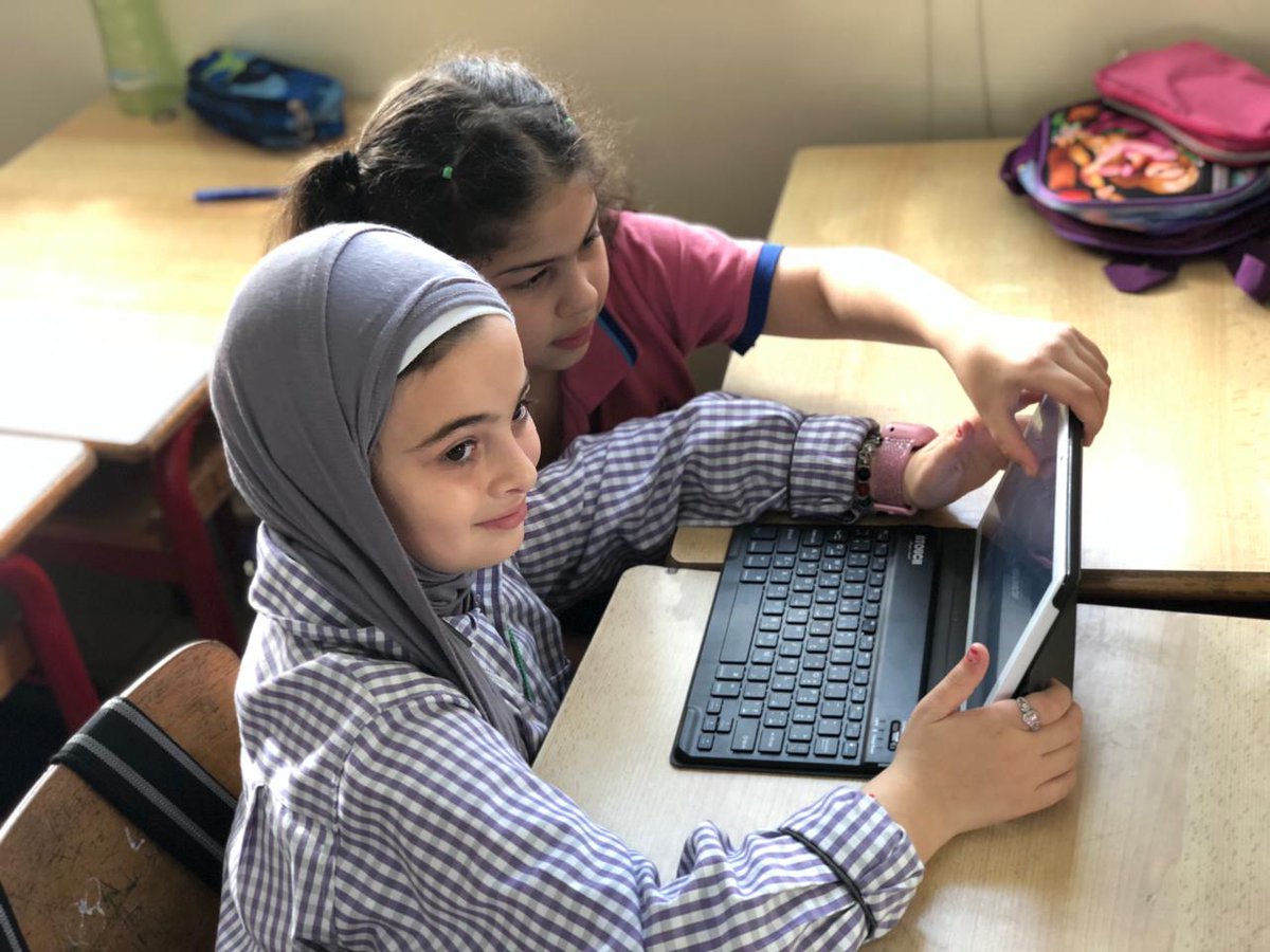 DawhaRobotics's tweet image. After getting familiar with backdrops and sprites, it was time for @makdawhaschool learners to use #motion and #events blocks to make the cat in @scratch come to life
#coding #robotics #STEAM 
@soha_nj