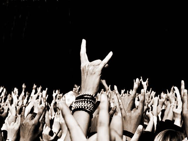 metalaria963's tweet photo. Este viernes de @metalaria963 música nueva de #SweetSinner @BChaos_Mx #TheGenotype @RedSandsMetal #MetalTongue @NostraMorte #DiamanteRojo en punto de 10 pm a través de @JaliscoRadio https://t.co/t9BsdPIbkj
