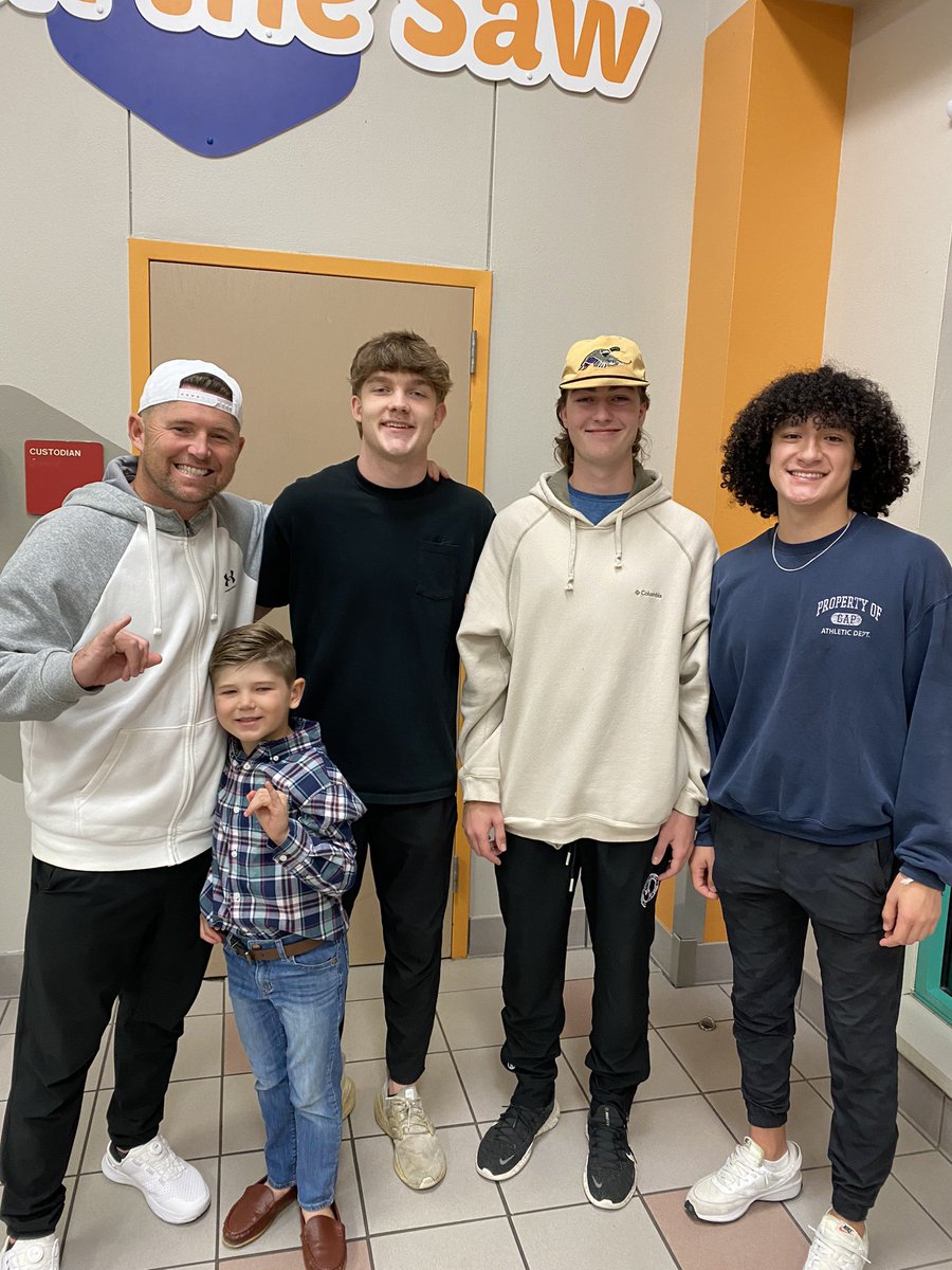 CoachTBowles's tweet photo. Love it when my guys show support for the boys! Kyler had his 2nd grade program last night and the Big Jackets showed up!! This is a special place!! #thefuture #JFND #NEBBIENATION  @kelseybowles https://t.co/DU9KSWMT3o
