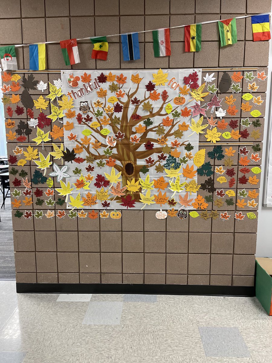 LevineHigh's tweet photo. Our LMCHS staff and students are thankful for you! https://t.co/6SxXDyG3Me