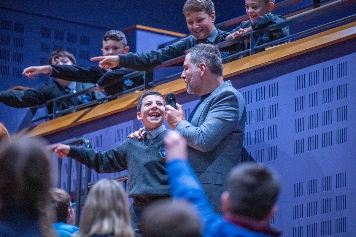 BenRyanPhoto's tweet photo. RT @davidwalliams: David at the Civic Theatre Tallaght Dublin today. 📷 @BenRyanPhoto https://t.co/Dq14i4elz8